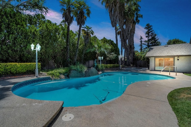 3547 W Locust Ave, Fresno, CA 93711 - view of swimming pool with a fenced backyard and a patio area