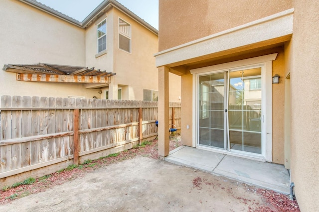 5516 N Sebastian Ln, Fresno, CA 93722 - view of patio