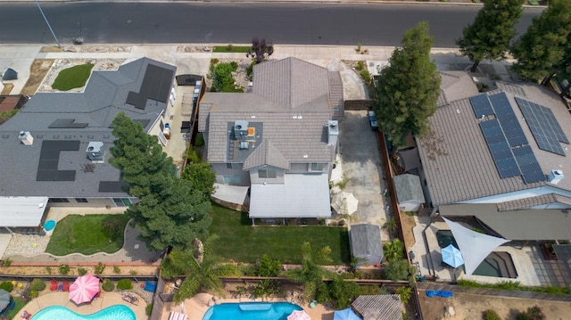 2518 Keats Ave, Fresno, CA 93611 - aerial view of residential area featuring a pool