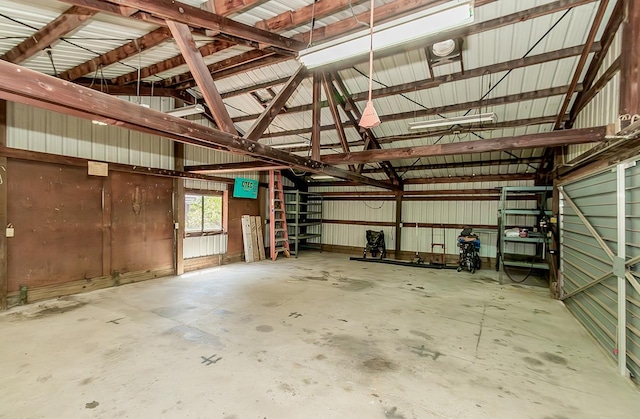 11851 Waverly Rd, Madera, CA 93636 - view of garage