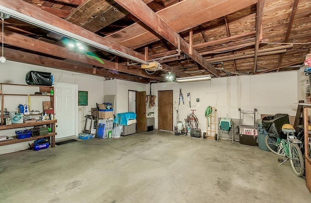 11851 Waverly Rd, Madera, CA 93636 - garage with a garage door opener