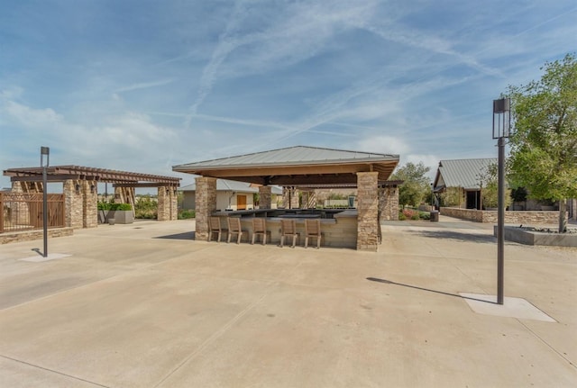 463 Mesa Dr S, Madera, CA 93636 - surrounding community featuring a gazebo and a patio area