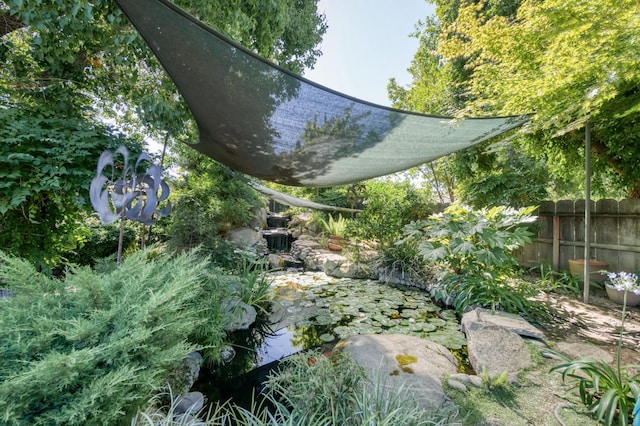6328 N Benedict Ave, Fresno, CA 93711 - view of yard