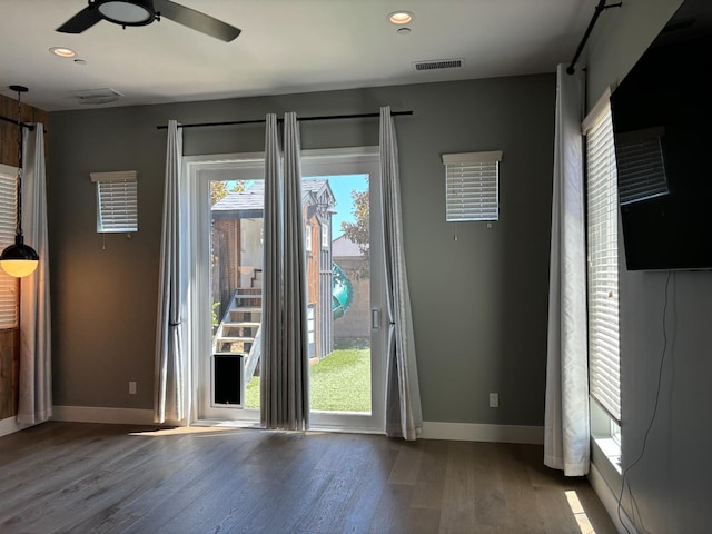 4240 Rall Ave, Clovis, CA 93619 - entryway with wood finished floors, a ceiling fan, and recessed lighting