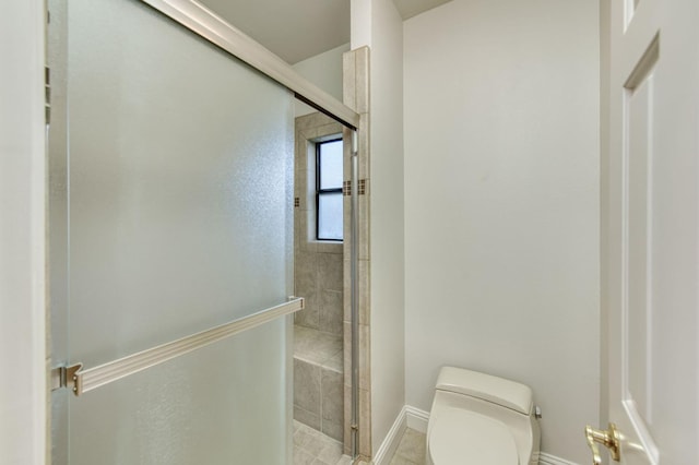 7334 N Geraldine Ave, Fresno, CA 93711 - bathroom featuring a stall shower and toilet