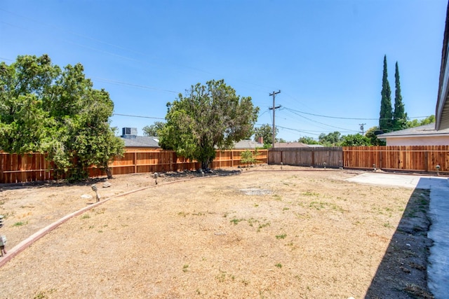 5276 N 1st St, Fresno, CA 93710 - view of fenced backyard