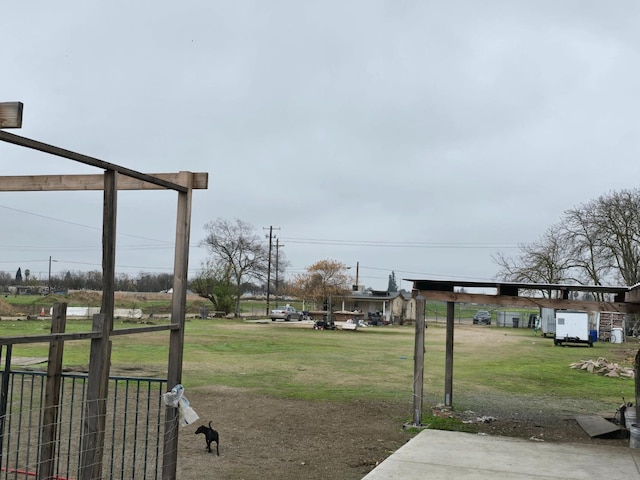 41 E Church, Fresno, CA 93706 - view of yard