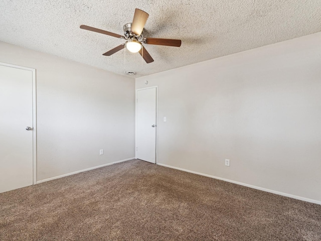 3672 N Shirley Ave, Fresno, CA 93727 - unfurnished room featuring carpet, a ceiling fan, and a textured ceiling