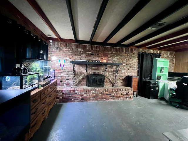 420 E Florinda St, Hanford, CA 93230 - living area featuring concrete floors