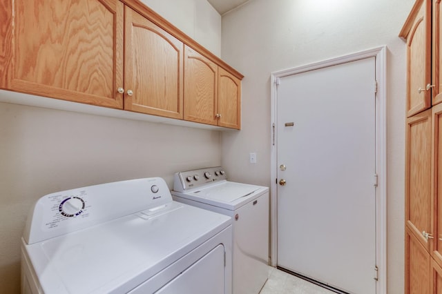 7515 N Wheeler Ave, Fresno, CA 93722 - laundry area with cabinet space and independent washer and dryer