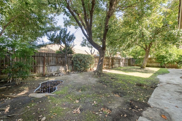 7515 N Wheeler Ave, Fresno, CA 93722 - view of fenced backyard