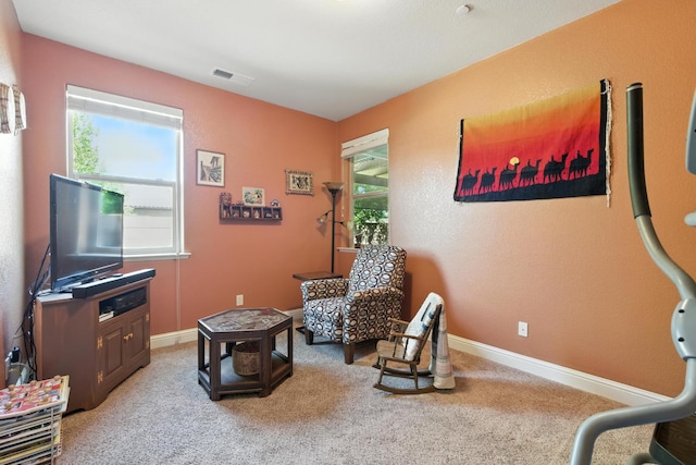 5822 E Booker Ave, Fresno, CA 93727 - sitting room featuring carpet and baseboards