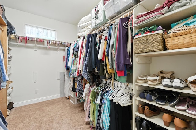 5822 E Booker Ave, Fresno, CA 93727 - spacious closet featuring carpet floors