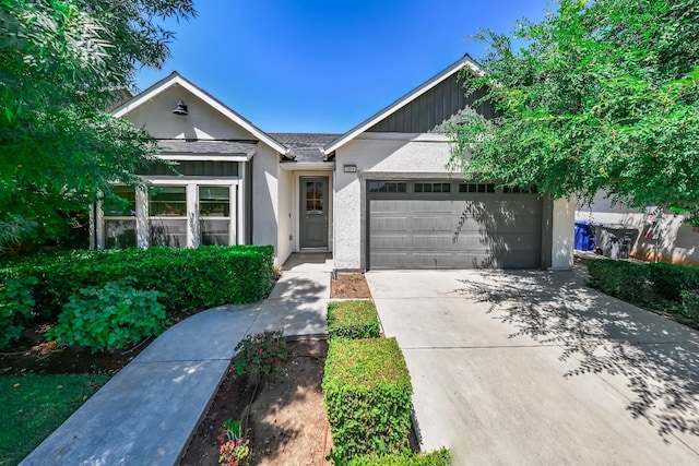 2456 Junipero Ave, Clovis, CA 93619 - view of front of property with stucco siding, a garage, concrete driveway, and roof with shingles
