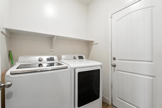 2456 Junipero Ave, Clovis, CA 93619 - laundry room with independent washer and dryer