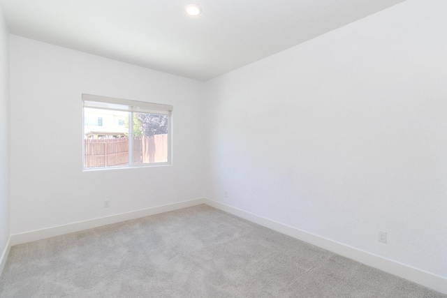 153 N Bliss Ave, Fresno, CA 93727 - unfurnished room featuring carpet and recessed lighting