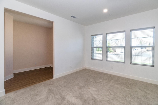 153 N Bliss Ave, Fresno, CA 93727 - unfurnished room with light colored carpet and recessed lighting