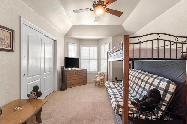 1785 E Portland Ave, Fresno, CA 93720 - bedroom featuring carpet flooring, a textured wall, lofted ceiling, and ceiling fan