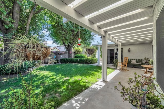 1785 E Portland Ave, Fresno, CA 93720 - view of yard featuring a patio