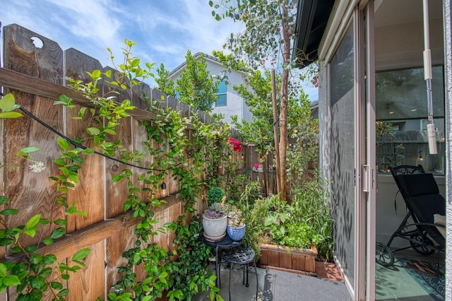 1363 E Via Prato Dr, Fresno, CA 93730 - view of yard