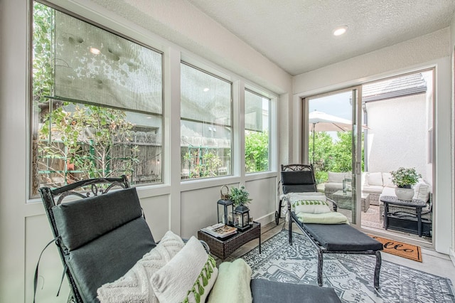1363 E Via Prato Dr, Fresno, CA 93730 - sunroom with a textured ceiling