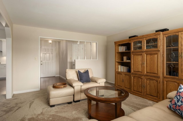 3218 E Ellery Ave, Fresno, CA 93710 - living area featuring light carpet and arched walkways