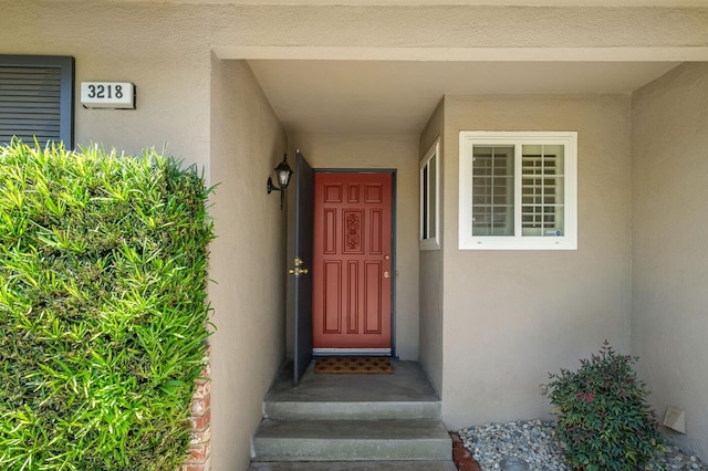 3218 E Ellery Ave, Fresno, CA 93710 - entrance to property with stucco siding