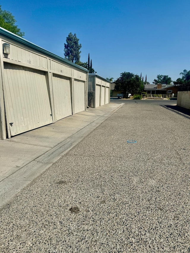 4303 N Emerson Ave, Fresno, CA 93705 - view of asphalt road