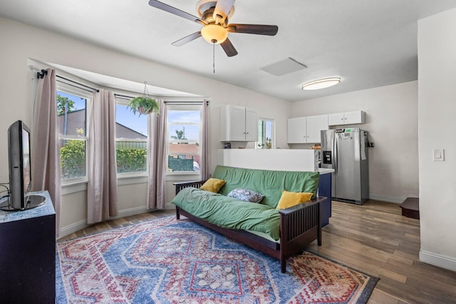 3144 Vista Ave, San Diego, CA 91945 - living room featuring wood finished floors and a ceiling fan