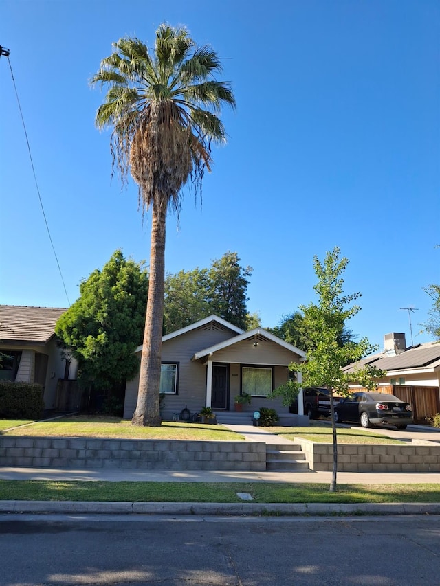 535 E Princeton Ave, Fresno, CA 93704 - view of front of house