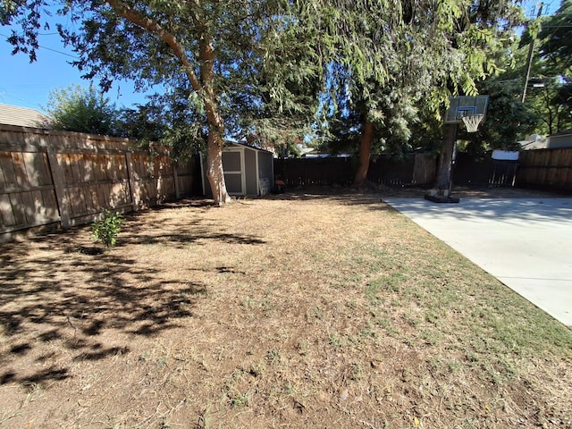 535 E Princeton Ave, Fresno, CA 93704 - fenced backyard with a storage shed