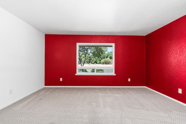 4760 N Rowell Ave, Fresno, CA 93726 - carpeted spare room featuring baseboards
