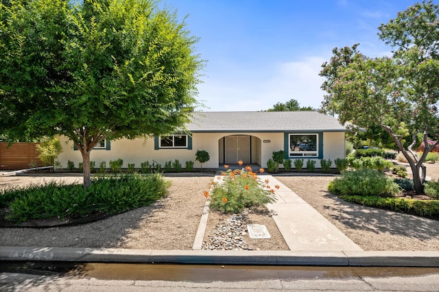 4760 N Rowell Ave, Fresno, CA 93726 - ranch-style home featuring stucco siding