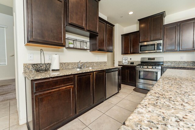 641 S Laguna St, Visalia, CA 93292 - photo 9