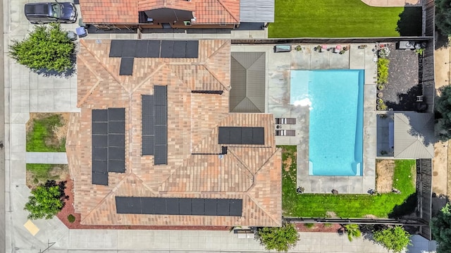 2076 Chennault Ave, Clovis, CA 93611 - aerial view of property and surrounding area featuring a pool area