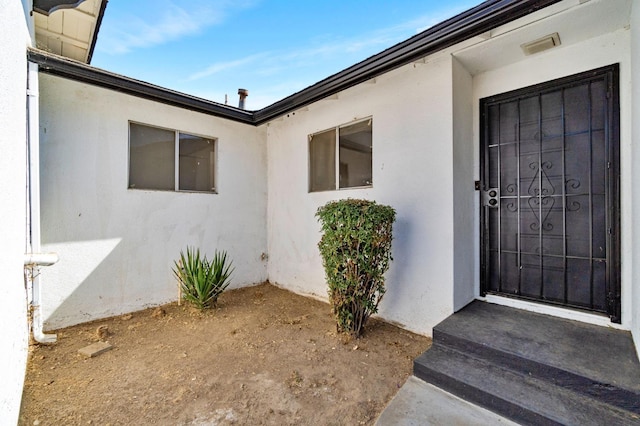 2738 S Fairway Ct, Visalia, CA 93277 - entrance to property with stucco siding