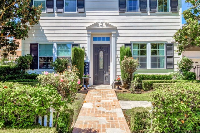 2143 Everglade Ave, Clovis, CA 93619 - doorway to property