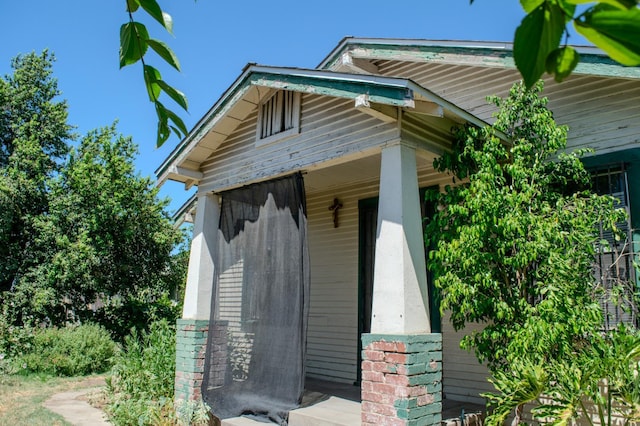 1439 S 4 Th St, Fresno, CA 93702 - view of side of property