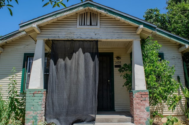 1439 S 4 Th St, Fresno, CA 93702 - doorway to property