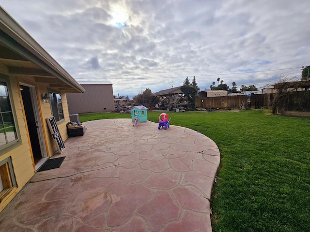 525 N Crenshaw, Visalia, CA 93291 - view of patio with a gazebo