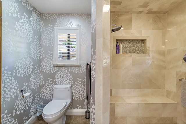 1721 W Wrenwood Ave, Fresno, CA 93711 - bathroom featuring tiled shower, tile patterned flooring, and wallpapered walls