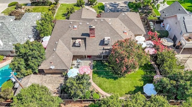 1721 W Wrenwood Ave, Fresno, CA 93711 - aerial view of property and surrounding area with a pool area
