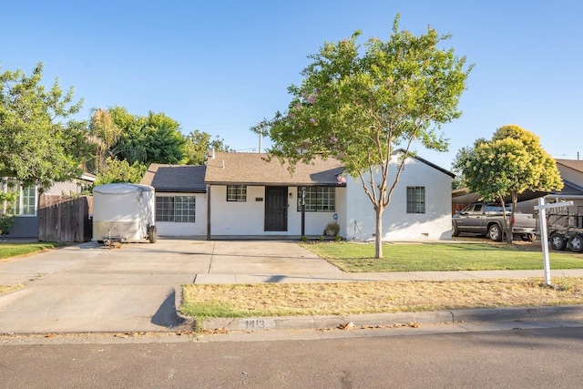 1413 W Fountain Way, Fresno, CA 93705 - ranch-style house featuring stucco siding and driveway