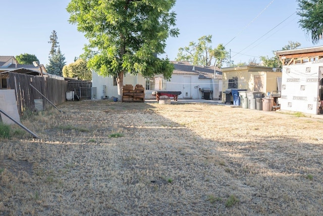 1413 W Fountain Way, Fresno, CA 93705 - back of house