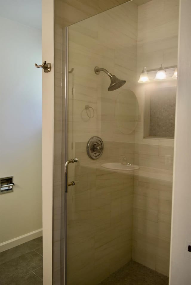 6061 N 9th St, Fresno, CA 93710 - full bath with a stall shower