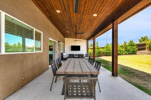 859 Windmill Ave, Clovis, CA 93619 - view of patio / terrace featuring outdoor dining space and ceiling fan