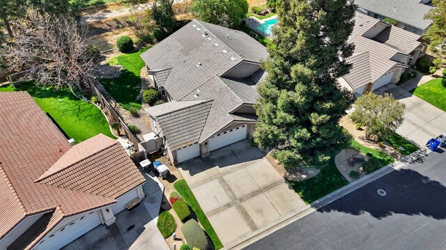 122 E Loop, Madera, CA 93637 - view from above of property
