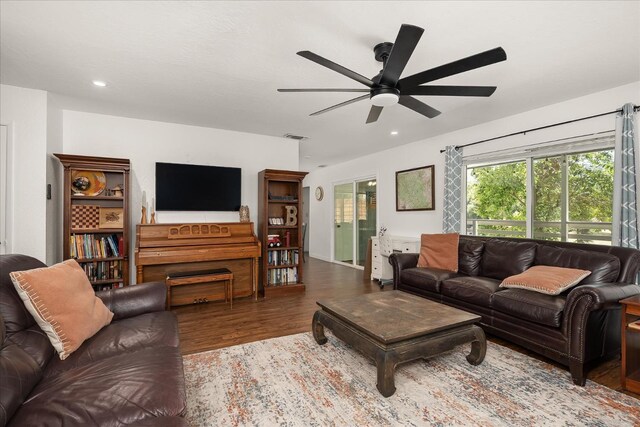 40656 Goldside Dr, Oakhurst, CA 93644 - photo 12