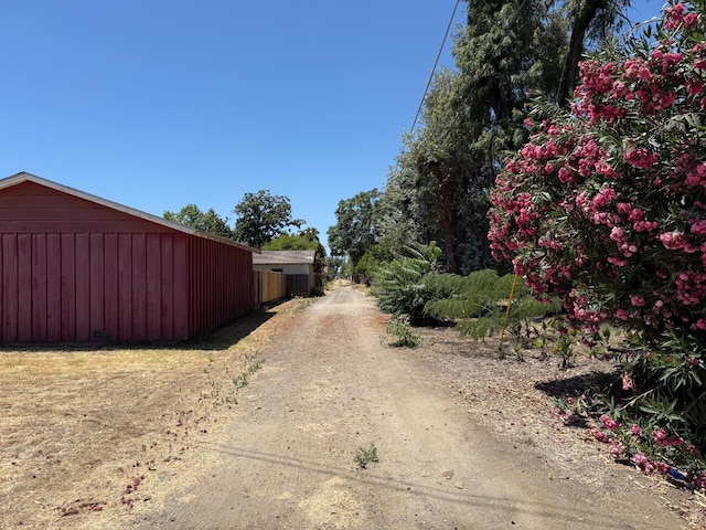 255 N 6th St, Chowchilla, CA 93610