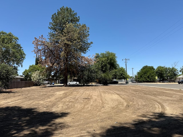 255 N 6th St, Chowchilla, CA 93610
